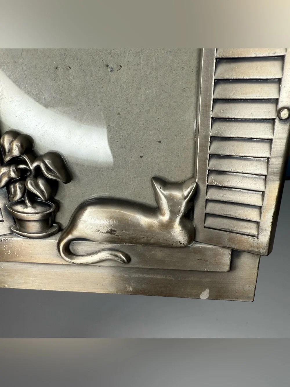 Cat in Window Picture Photo Frame Silver Tone Vintage for 4x6 Photograph Whimsy
